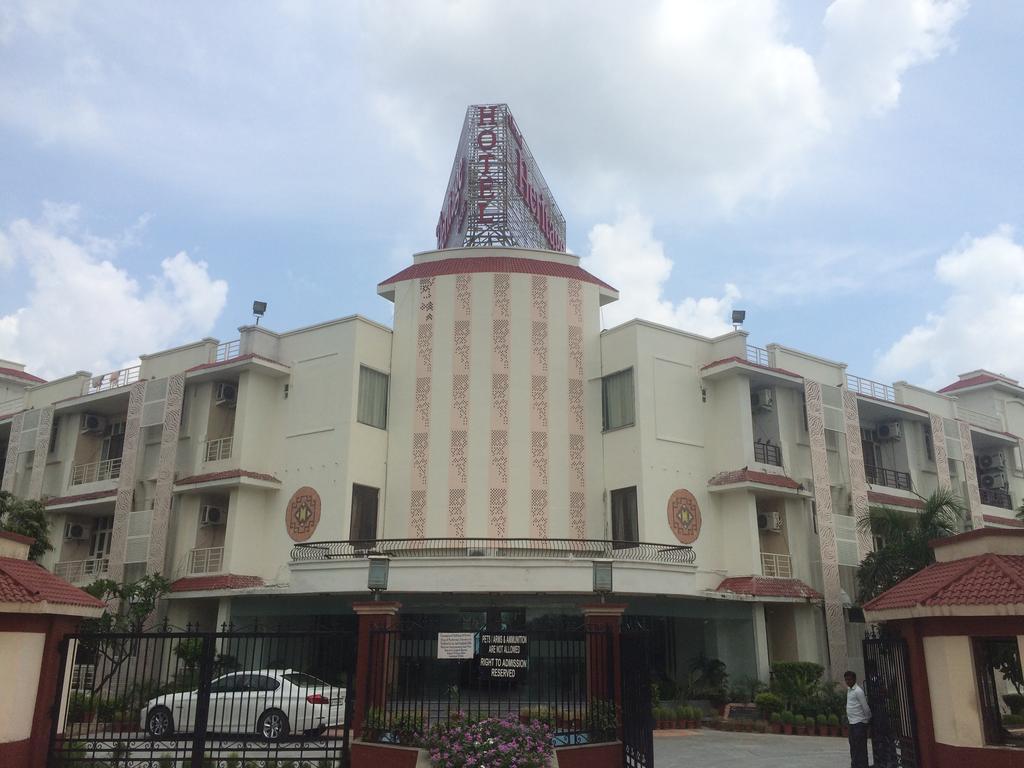 Grand Heritage Resort Greater Noida Εξωτερικό φωτογραφία